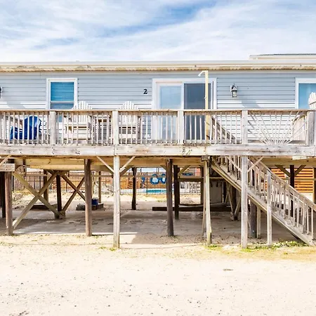 Terry Lar By Oak Island Accommodations